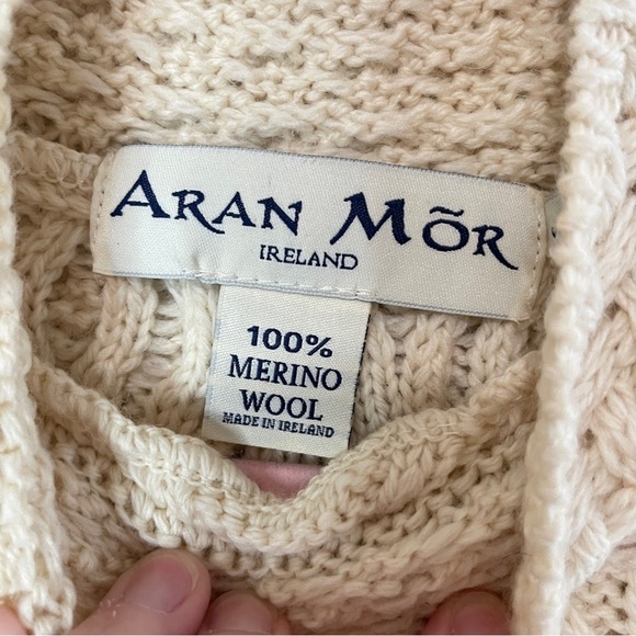 ARAN MOR Ireland Fisherman’s Merino Wool Cable Knit Pullover Sweater - Picture 4 of 16